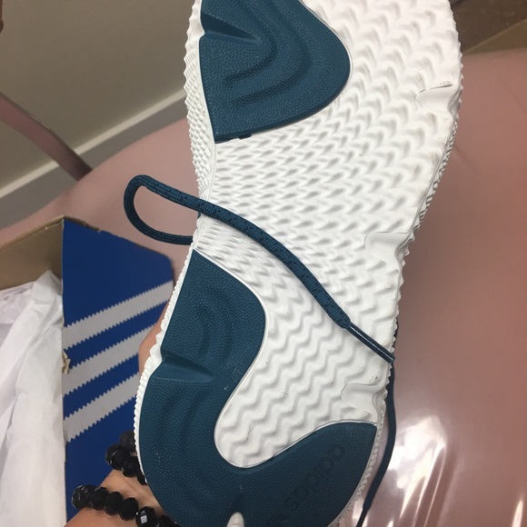 Shoes - Picture 6 of 6